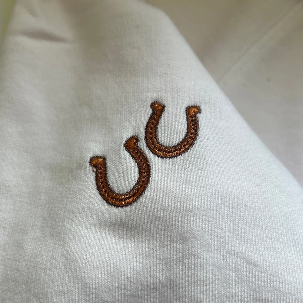 Embroidered lucky sweatshirt - Picture 5 of 13